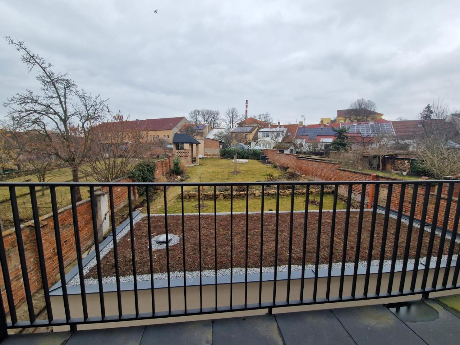 Art Nouveau With Garden In Apartment *